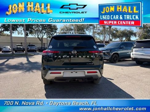 Used 2025 Nissan Pathfinder Platinum w/ Cargo Package image 10