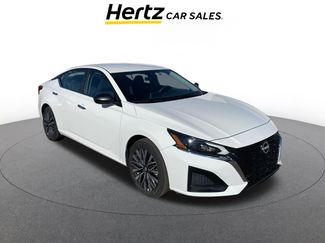 Used 2025 Nissan Altima 2.5 SV video 1