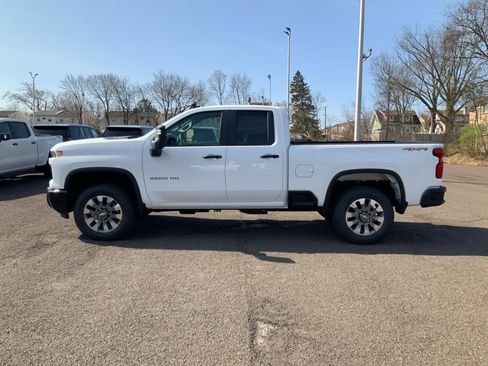 New 2026 Chevrolet Silverado 2500 Custom image 4