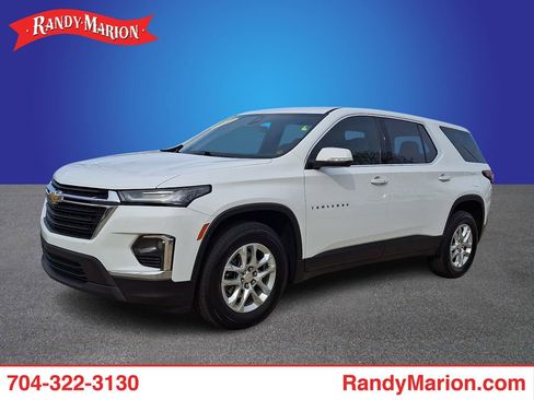 Used 2023 Chevrolet Traverse LS w/ Safety Package FWD image 1