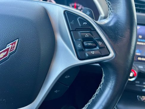 Used 2017 Chevrolet Corvette Stingray Coupe w/ 1LT RWD image 20