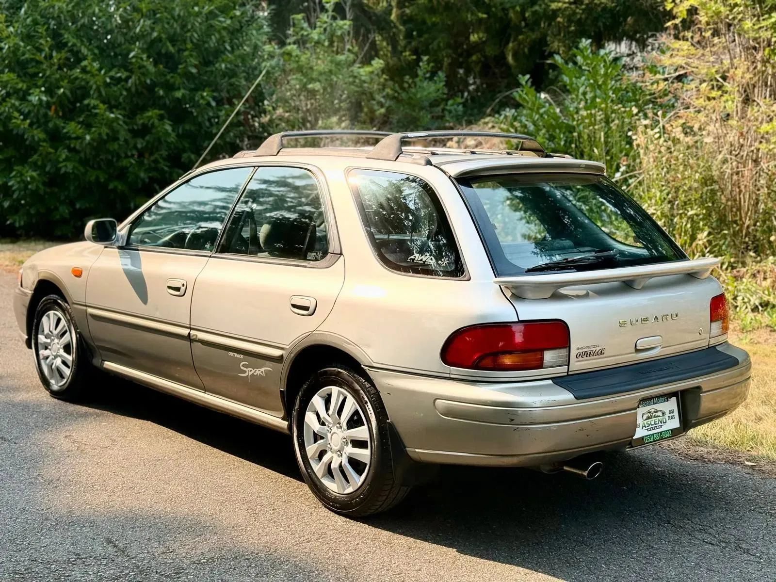 Used 2001 Subaru Impreza Outback Sport AWD/4WD image 3