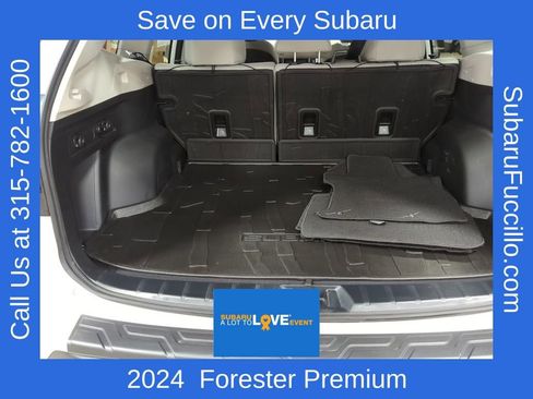 Used 2024 Subaru Forester Premium image 22