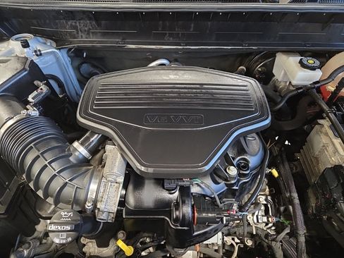 Used 2020 GMC Acadia SLT image 23