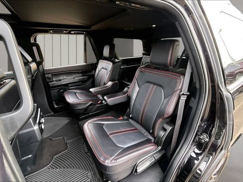 Used 2021 Ford Expedition Limited AWD/4WD image 28