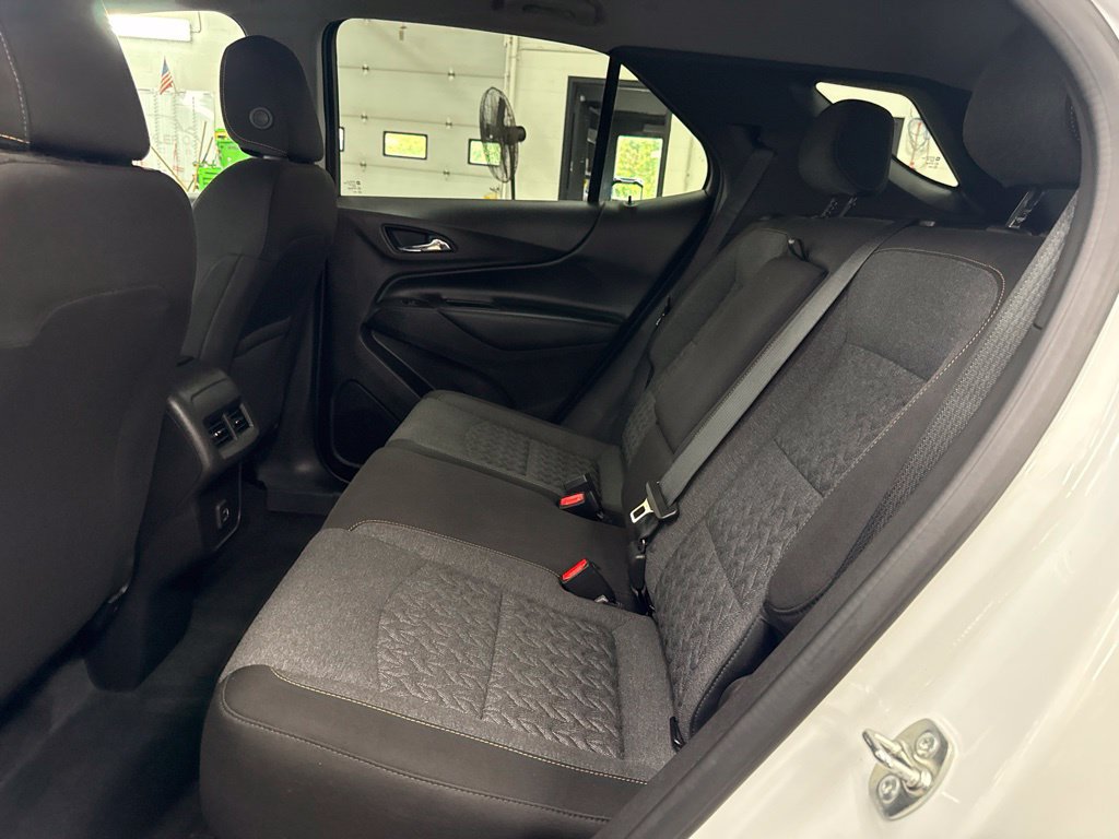 Used 2024 Chevrolet Equinox LT AWD/4WD image 12