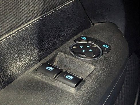 Used 2017 Ford Mustang GT image 18