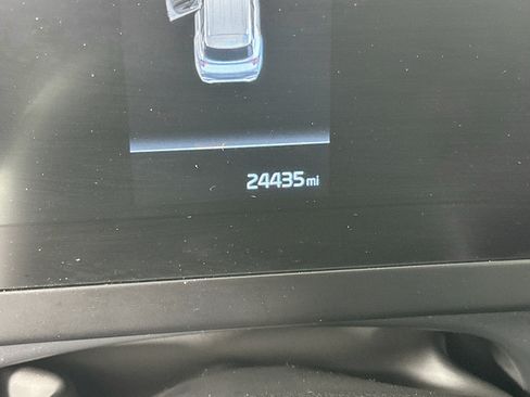 Used 2025 Kia Sportage LX FWD image 18