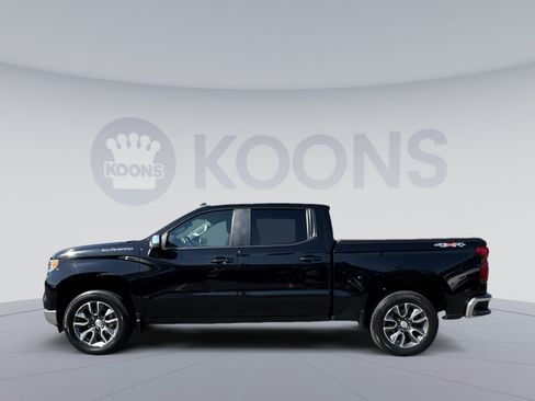 Used 2023 Chevrolet Silverado 1500 LT AWD/4WD image 2