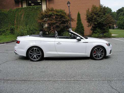 Used 2018 Audi S5 Premium Plus w/ Navigation Package AWD/4WD image 10
