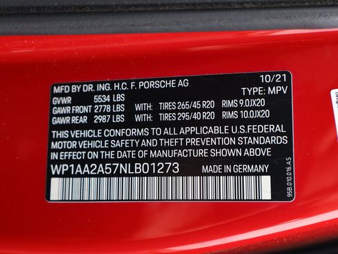 Used 2022 Porsche Macan AWD/4WD image 34