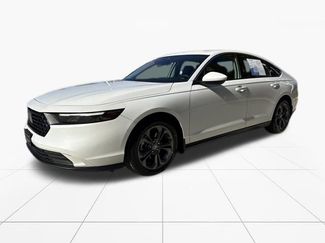 Used 2023 Honda Accord EX video 3