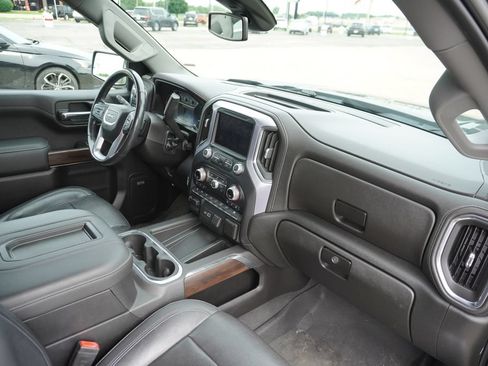 Used 2019 GMC Sierra 1500 SLT w/ SLT Premium Plus Package AWD/4WD image 8