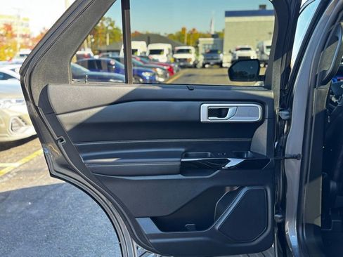 Used 2024 Ford Explorer ST w/ Equipment Group 401A image 7