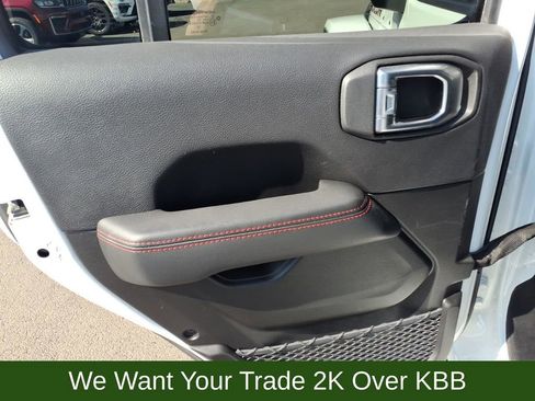 Used 2022 Jeep Wrangler Unlimited Rubicon w/ Cold Weather Group image 12