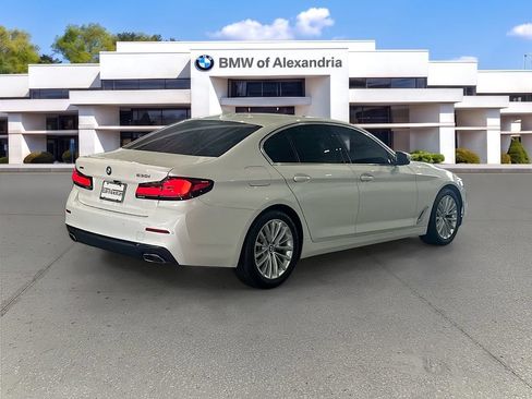 Used 2023 BMW 530i xDrive w/ Convenience Package AWD/4WD image 5