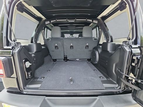 New 2025 Jeep Wrangler Sport S image 31