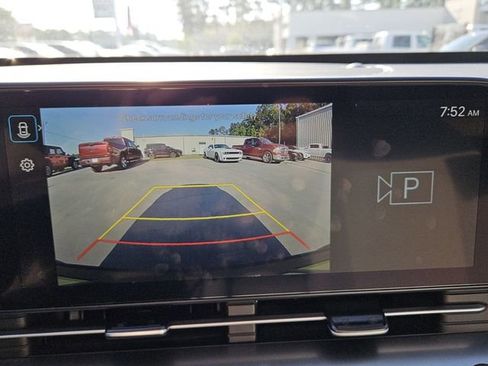 Used 2024 Hyundai Kona SEL AWD/4WD image 18