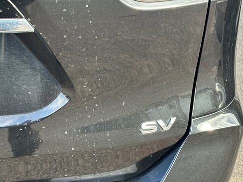 Used 2020 Nissan Rogue SV w/ Premium Package image 6