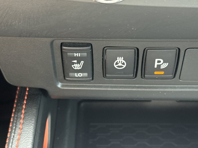 Certified 2024 Nissan Frontier PRO-4X w/ Pro Convenience Package AWD/4WD image 18