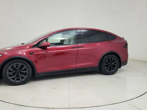 Used 2024 Tesla Model X AWD/4WD image 5
