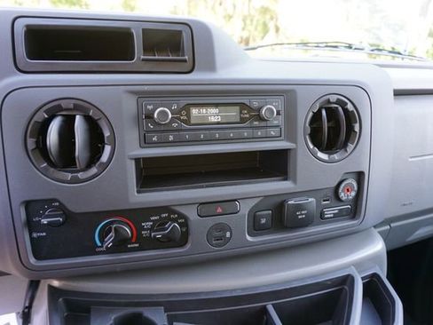 New 2027 Ford E-450 and Econoline 450 Super Duty w/ Power Equipment Group image 4