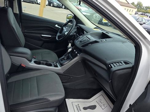 Used 2016 Ford Escape SE image 15
