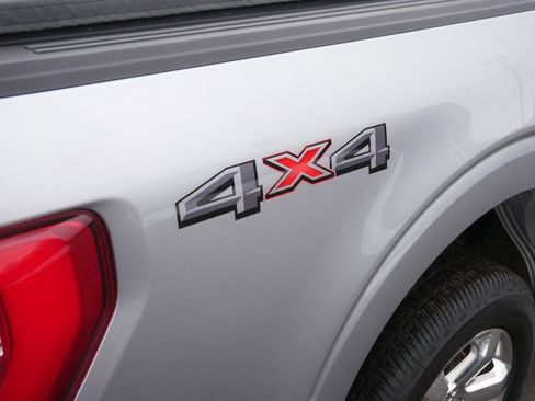 Used 2022 Ford F150 Lariat w/ Equipment Group 502A High AWD/4WD image 9