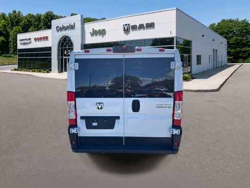 Used 2025 RAM ProMaster 2500 w/ U-Haul Equipment Group FWD image 5
