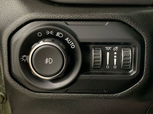 Used 2022 Jeep Wrangler Unlimited Rubicon w/ Steel Bumper Group image 14