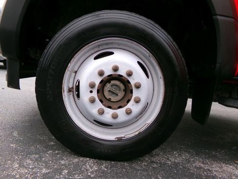 Used 2017 Ford F450 XL image 21