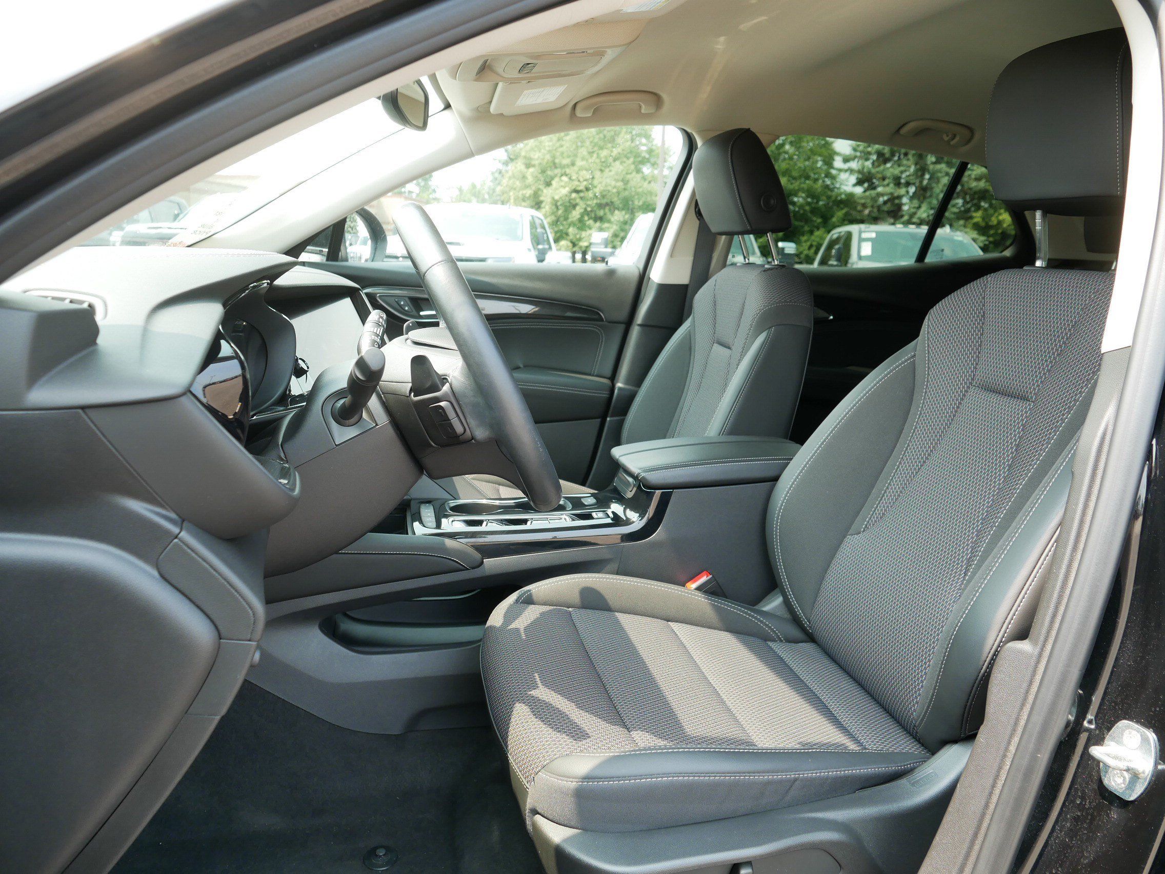 Used 2023 Buick Envision Preferred AWD/4WD image 33