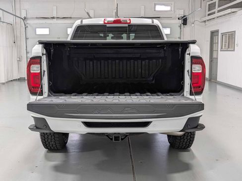 Used 2024 GMC Canyon AT4 w/ AT4 Premium Package image 39