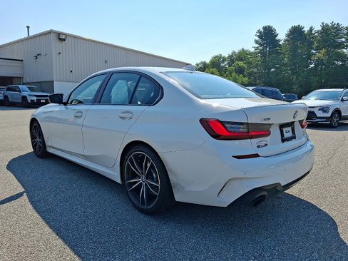 Used 2022 BMW 330i xDrive Sedan w/ M Sport Package image 7