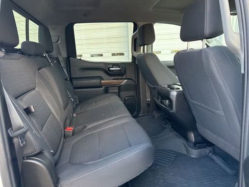 Used 2021 Chevrolet Silverado 1500 LT Trail Boss w/ Convenience Package II AWD/4WD image 15