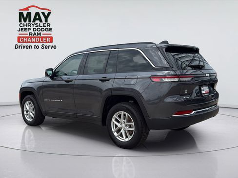 New 2026 Jeep Grand Cherokee Laredo X AWD/4WD image 5