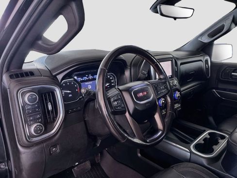 Used 2021 GMC Sierra 1500 AT4 w/ AT4 Premium Package AWD/4WD image 9