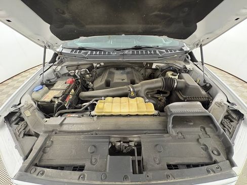 Used 2020 Ford F150 Platinum w/ Equipment Group 701A Luxury AWD/4WD image 31
