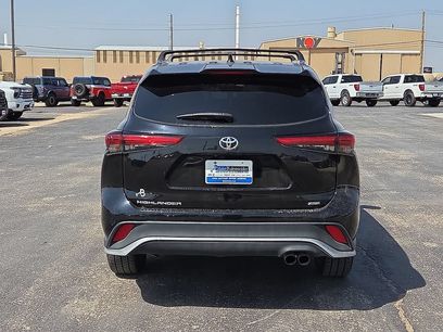 Used 2022 Toyota Highlander XSE