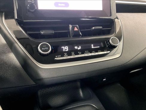 Used 2024 Toyota Corolla LE FWD image 25