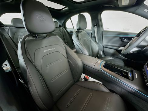 New 2026 Mercedes-Benz E 53 AMG e 4MATIC Sedan image 29