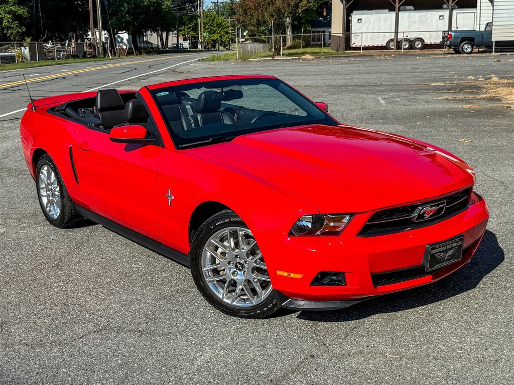 Used 2012 Ford Mustang Premium RWD image 27