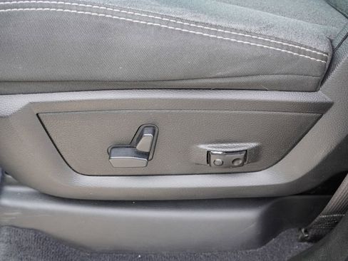 Certified 2019 RAM 3500 Big Horn image 21