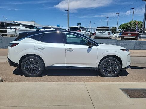 New 2026 Nissan Murano Platinum w/ Cargo Package AWD/4WD image 8