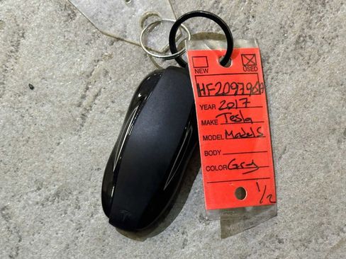 Used 2017 Tesla Model S 75D image 35