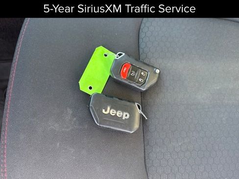 Used 2021 Jeep Wrangler Unlimited Rubicon image 34