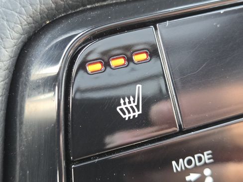 Used 2025 Honda Pilot TrailSport image 10
