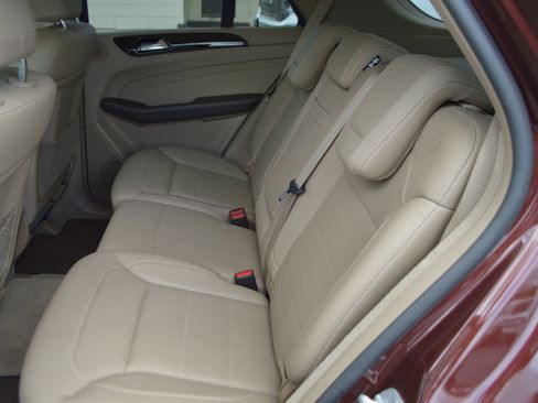 Used 2015 Mercedes-Benz ML 350 4MATIC image 20