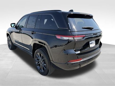 New 2026 Jeep Grand Cherokee Limited Reserve image 6