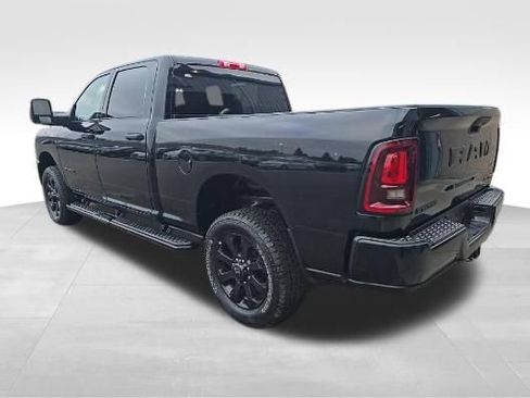 Used 2025 RAM 2500 Big Horn AWD/4WD image 3